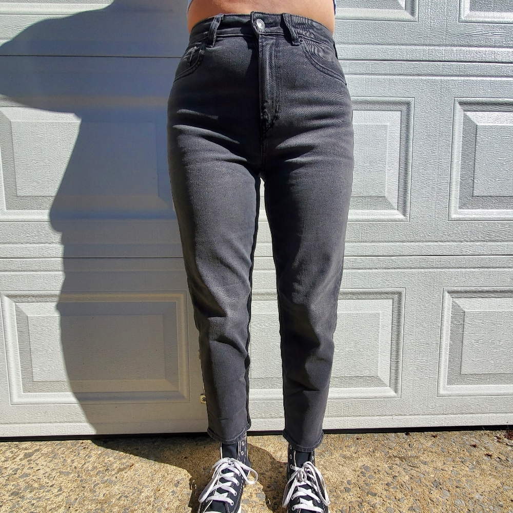 American Eagle Stretch Mom Jeans